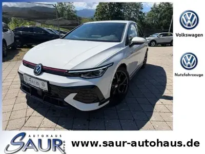 Gebraucht VW Golf VIII GTI 300 PS (220 kW) 2025 Pure white Limousine