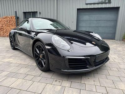 Porsche 911 Carrera 4