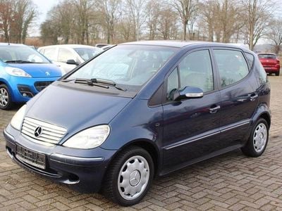 Blau Gebraucht 2004 Mercedes A170 Avantgarde Van / Kleinbus | 1.300 € (Guter Preis)