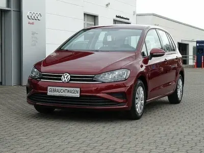 Gebraucht VW Golf Sportsvan Trendline 86 PS (63 kW) 2019 Rot Van / Kleinbus