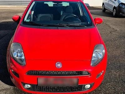 Gebraucht Fiat Punto 69 PS (50 kW) 2016 Rot Kleinwagen