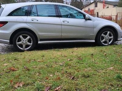 Mercedes R320