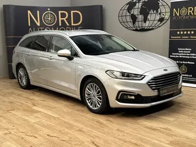 Gebraucht Ford Mondeo Titanium 190 PS (139 kW) 2022 Polarsilber metallic (metallic) Kombi