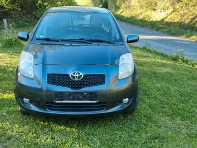 Używany Toyota Yaris 87 KM (63 kW) 2008 Hatchback