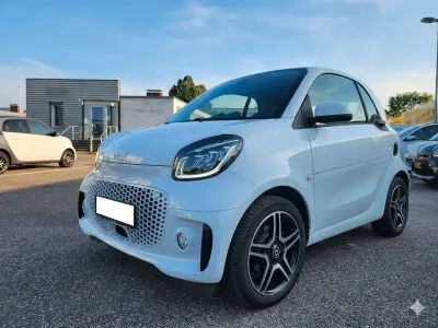 Usata Smart ForTwo Electric Drive Exclusive 60 kW (82 CV) 2023 Bianco