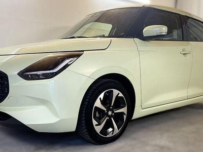 Gebraucht Suzuki Swift Comfort+ 83 PS (61 kW) 2025 Cool yellow met. Kleinwagen