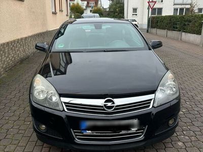 Opel Astra GTC