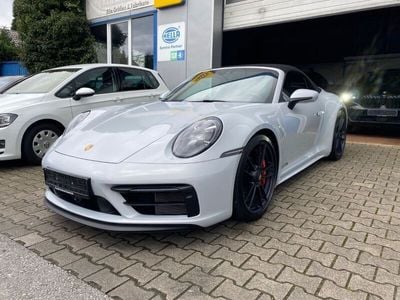 Porsche 911 Carrera 4 GTS