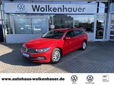 Gebraucht VW Passat 122 PS (89 kW) 2021 Tornadorot Kombi