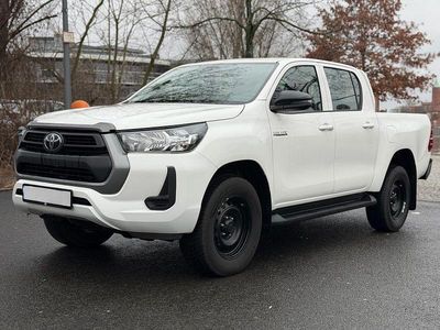 Gebraucht Toyota HiLux 204 PS (150 kW) 2025 Weiß Pickup
