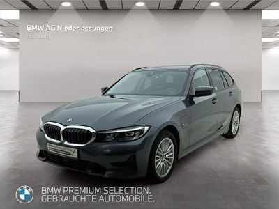 BMW 330e