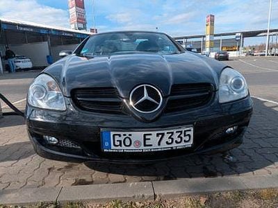 Second-hand Mercedes SLK350 272 CP (200 kW) 2005 Negru Cabrio