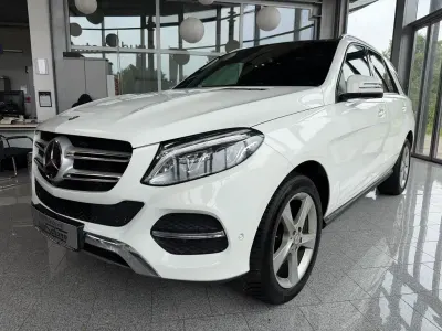 Gebraucht Mercedes GLE350 Active 258 PS (189 kW) 2016 Weiß SUV