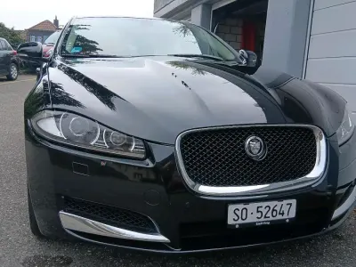 Käytetty Jaguar XF S 275 HP (202 kW) 2013 Musta Farmari