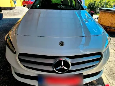 Gebraucht Mercedes B180 136 PS (100 kW) 2021 Weiß Kleinwagen