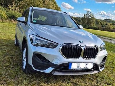 Second-hand BMW X1 Sport Line 140 CP (102 kW) 2019 Argintiu SUV