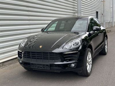 Porsche Macan S