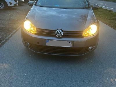 Gebraucht VW Golf VI 122 PS (89 kW) 2010 Grau Kleinwagen