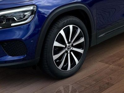 Blau Gebraucht 2022 Mercedes GLB200 SUV | 36.990 € (Fairer Preis)