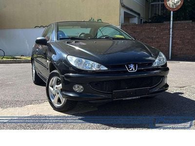 Gebraucht Peugeot 206 CC Filou 109 PS (80 kW) 2004 Schwarz Cabrio
