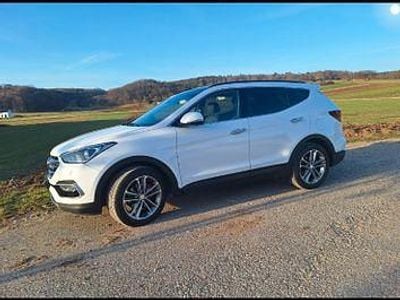 Second-hand Hyundai Santa Fe Premium 200 CP (147 kW) 2017 Alb SUV