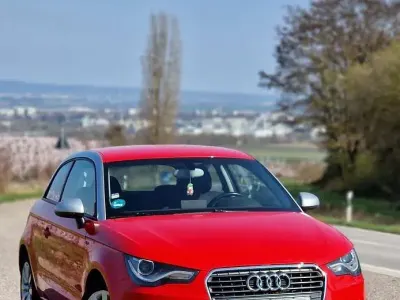 Usata Audi A1 Ambition 122 CV (89 kW) 2012 Rosso Utilitaria