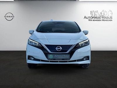 Second-hand Nissan Leaf N-Connecta 110 kW (150 CP) 2022 Alb Hatchback