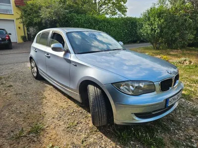 Gebraucht BMW 118 Sport Line 143 PS (105 kW) 2011 Silber Kleinwagen