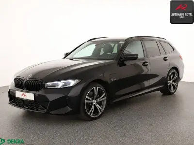 Gebraucht BMW 320e M Sport 204 PS (150 kW) 2022 Schwarz Limousine