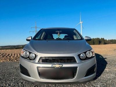 Gebraucht Chevrolet Aveo LT 101 PS (74 kW) 2011 Silber Kleinwagen