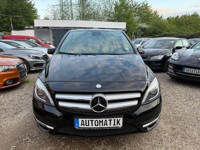 Usata Mercedes B200 156 CV (114 kW) 2013 Nero Monovolume