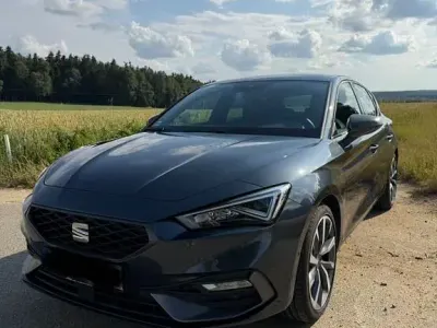 Gebraucht Seat Leon FR-Line 150 PS (110 kW) 2020 Grau Limousine