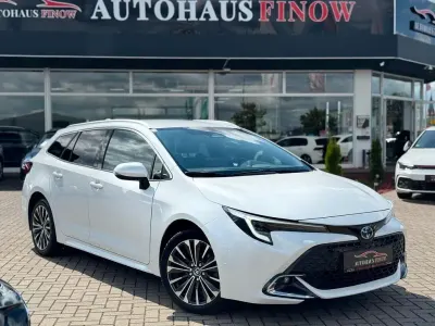 Gebraucht Toyota Corolla Team 98 PS (72 kW) 2024 Weiß Kombi