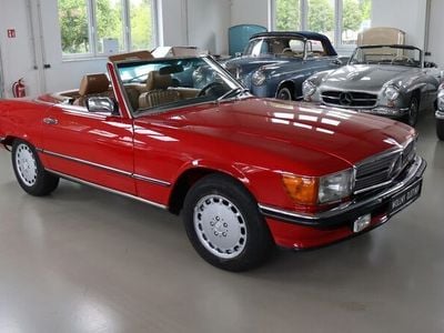 Rot Gebraucht 1986 Mercedes SL500 Cabrio | 46.800 €