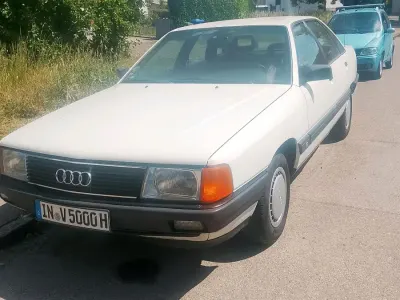 Gebraucht Audi 100 90 PS (66 kW) 1989 Weiß Limousine
