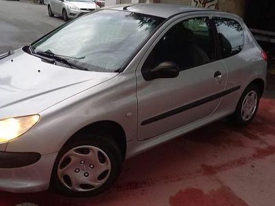 Gebraucht Peugeot 206 Filou 60 PS (44 kW) 2000 Silber Limousine