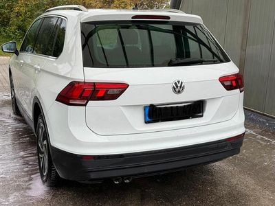 Gebraucht VW Tiguan Sound 150 PS (110 kW) 2018 Weiß SUV