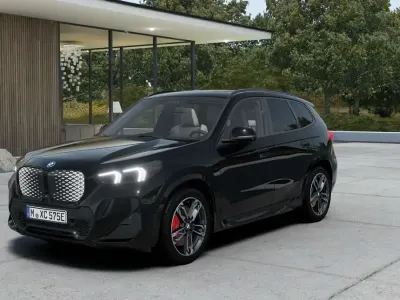 Neu BMW iX1 M Sport 230 kW (313 PS) 2026 Black sapphire metallic SUV