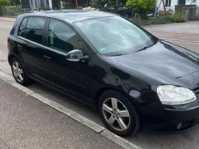 Gebraucht VW Golf VI 140 PS (102 kW) 2008 Schwarz Kleinwagen
