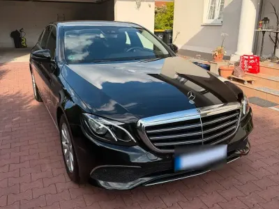 Gebraucht Mercedes E200 110 PS (80 kW) 2017 Schwarz Limousine