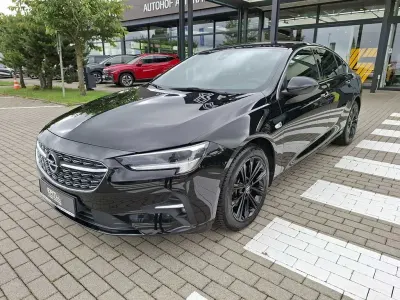 Gebraucht Opel Insignia Sport 200 PS (147 kW) 2020 Onyx schwarz metallic Limousine