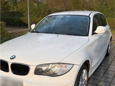 Gebraucht BMW 118 143 PS (105 kW) 2010 Weiß Kleinwagen