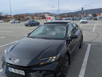 Gebraucht Toyota Camry 232 PS (170 kW) 2025 Schwarz Limousine