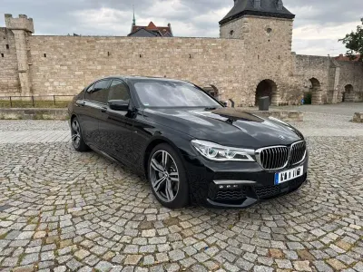 Gebraucht BMW 750 M Sport 449 PS (330 kW) 2018 Schwarz Limousine