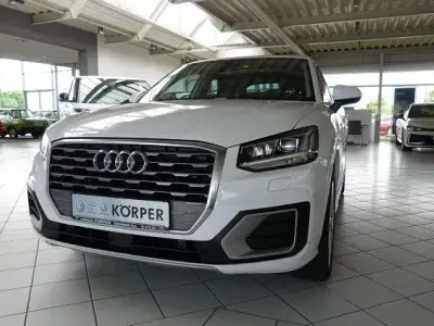 Używany Audi Q2 Sport 150 KM (110 kW) 2018 Biały SUV