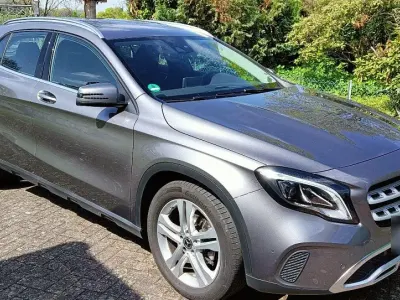 Gebraucht Mercedes GLA180 Urban 122 PS (89 kW) 2018 Andere farben SUV