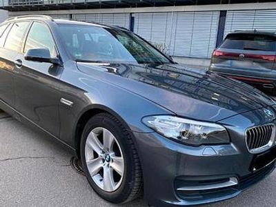 Gebraucht BMW 520 190 PS (139 kW) 2015 Grau Kombi
