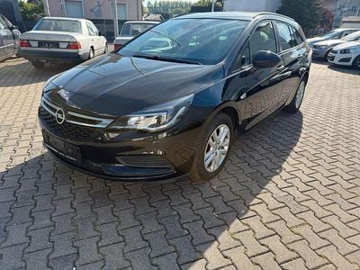 Gebraucht Opel Astra Edition 110 PS (80 kW) 2017 Schwarz Kombi