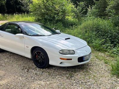 Gebraucht Chevrolet Camaro SS 329 PS (241 kW) 2002 Weiß Coupé