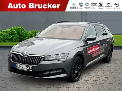 Gebraucht Skoda Superb Ambition 200 PS (147 kW) 2024 Graphitegrau metallic Kombi